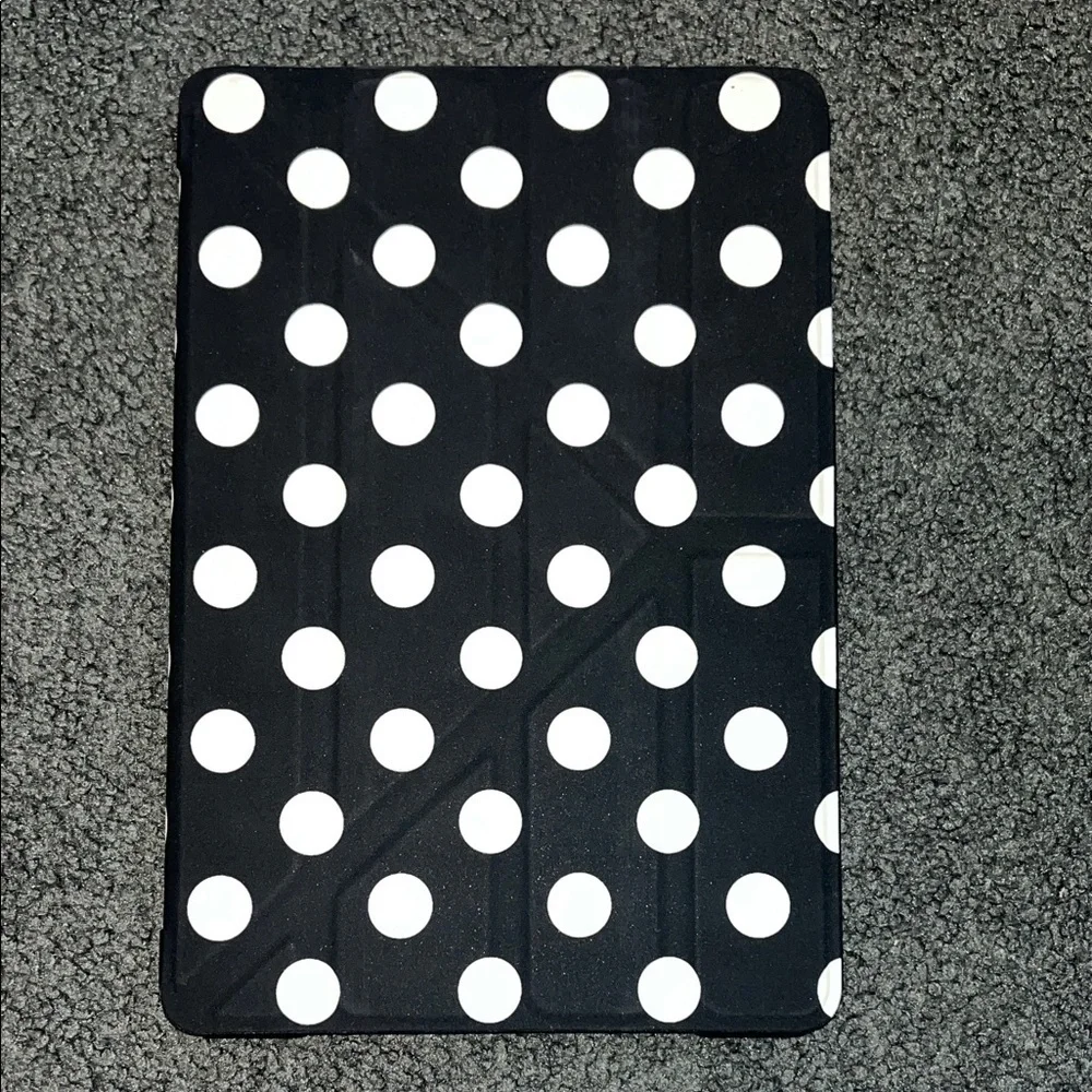Kate Spade New York Origami Case for iPad mini black and white polka dot pattern